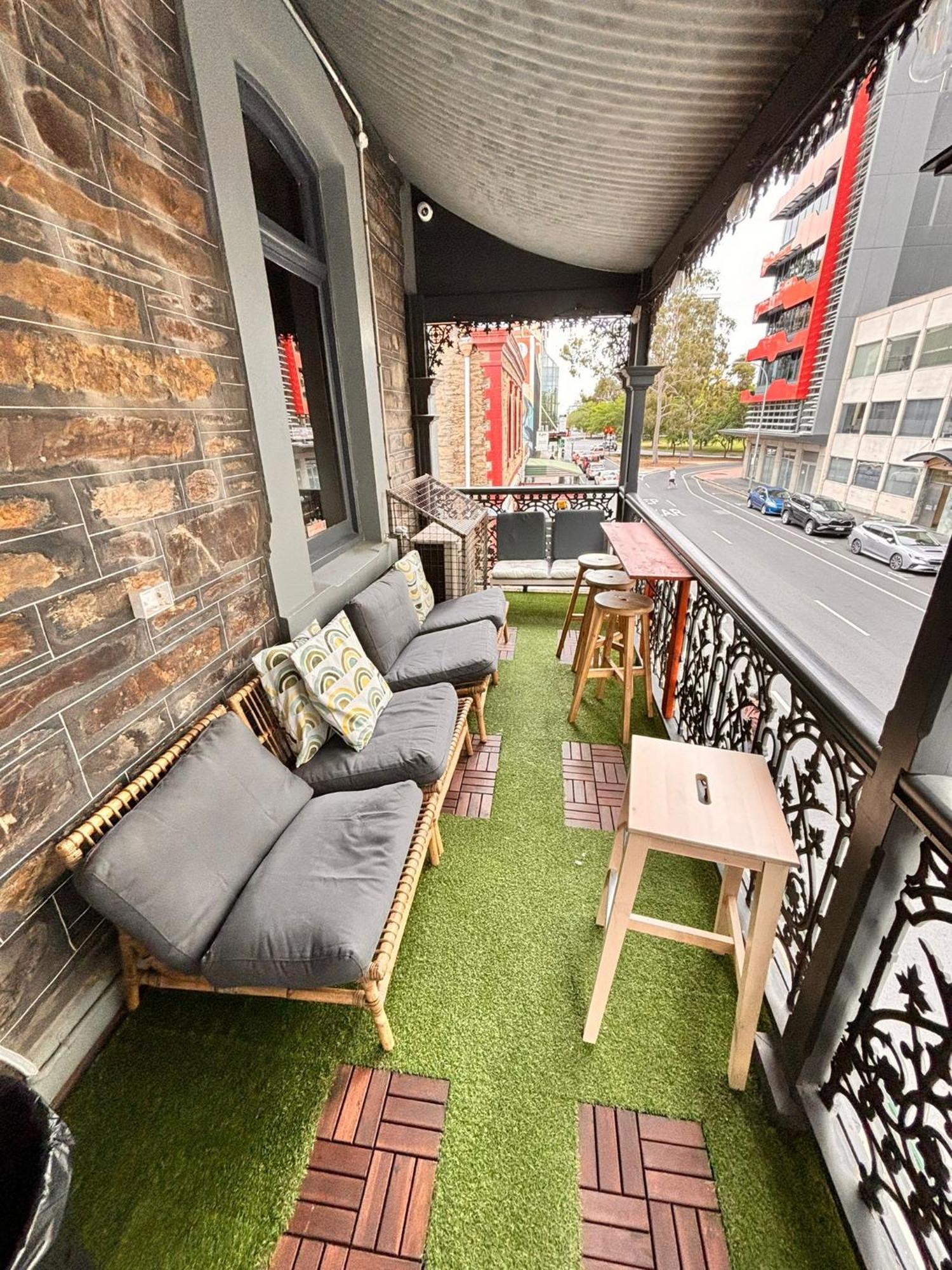 Tequila Sunrise Hostel Adelaide Kültér fotó